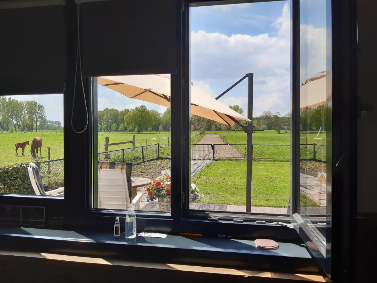 De Weije Wereld Bed & Breakfast Sint-Oedenrode Bagian luar foto